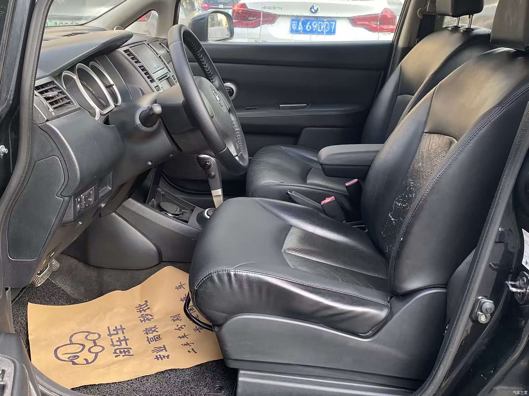 Nissan Tiida, 2010 21