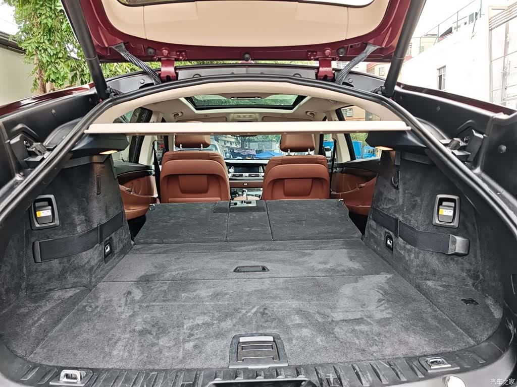 BMW 5 Series, 2014 24