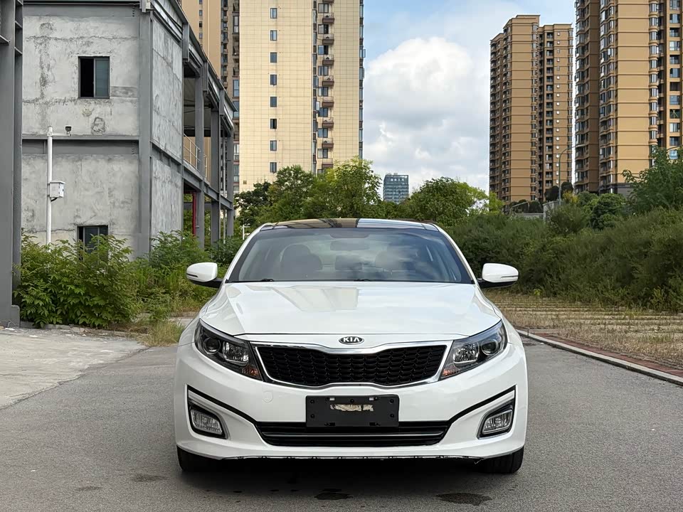 Kia K5 Kia K5