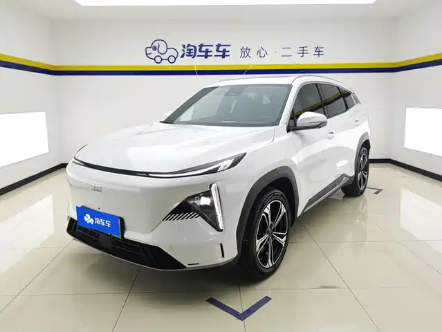 Geely Galaxy L7 2025 — купить из Китая под заказ