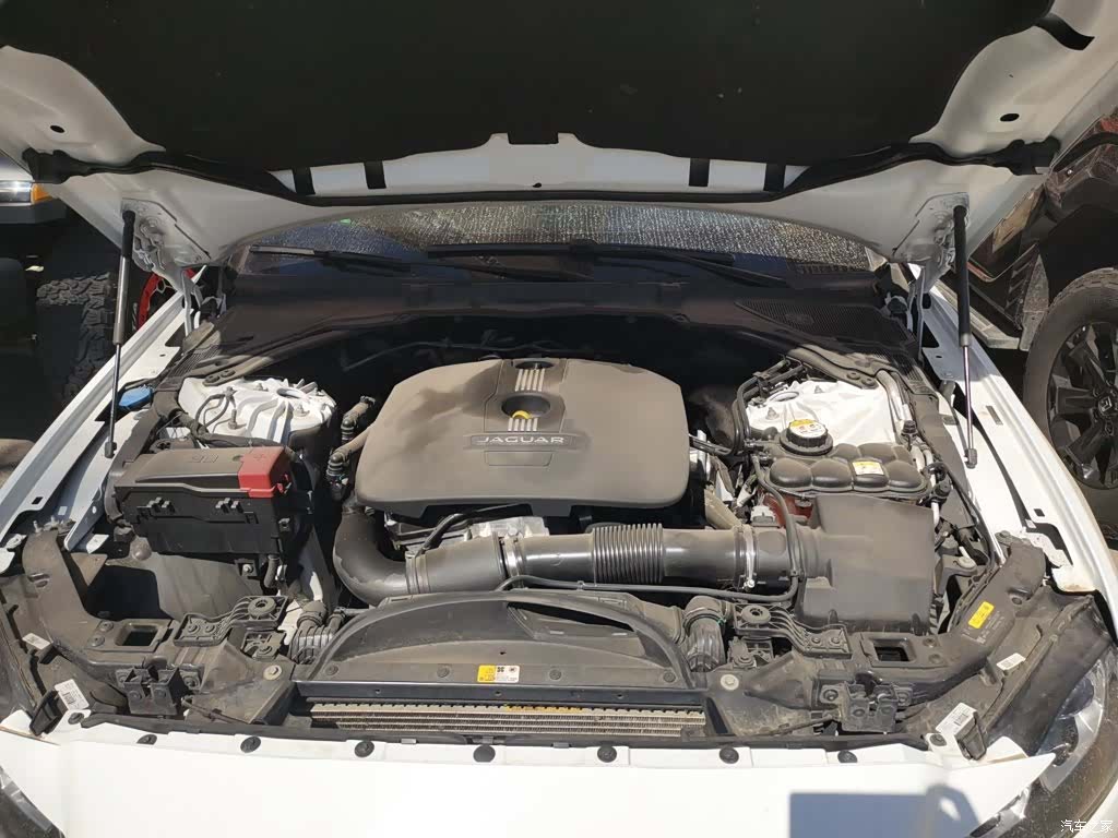 Land Rover XFL, 2017 20