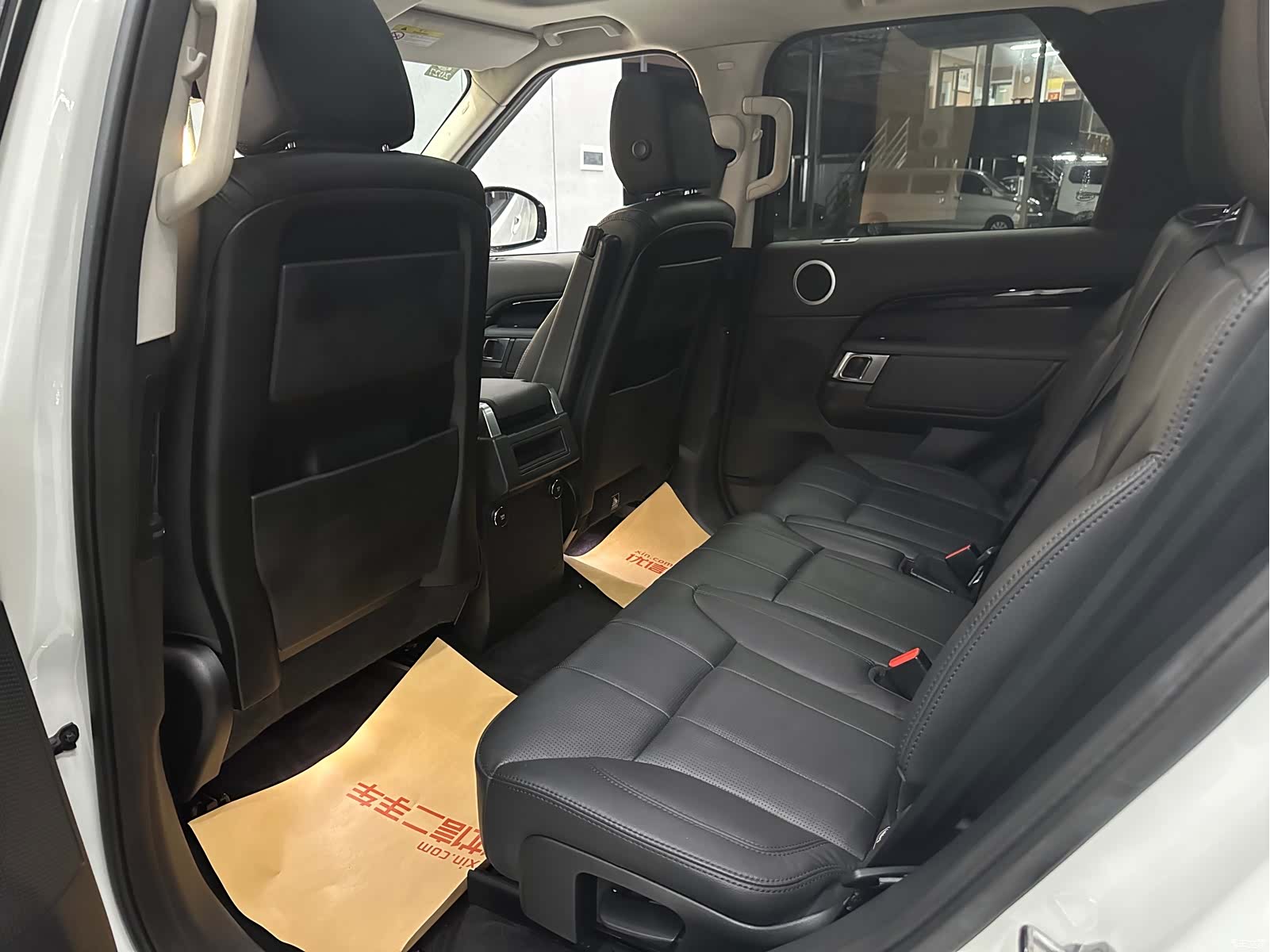 Land Rover Discovery, 2019 9