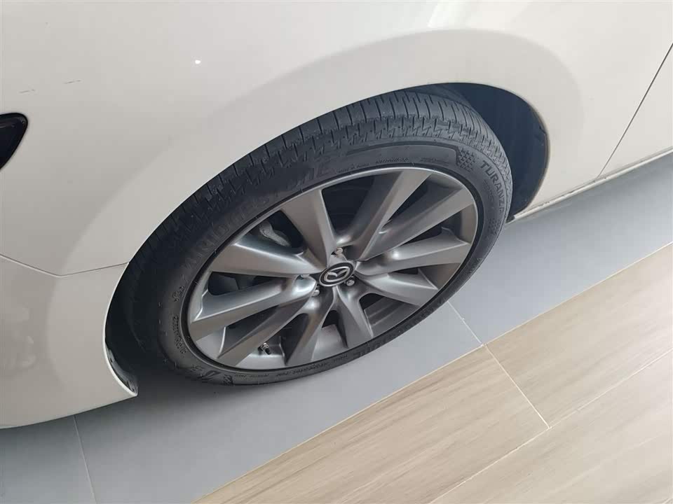 Mazda 3 Angkesaila Mazda 3 Angkesaila