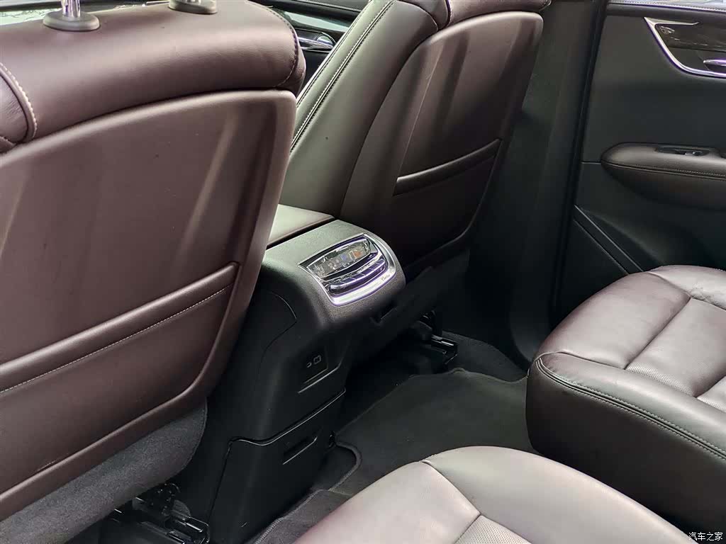 Cadillac XT6, 2020 9
