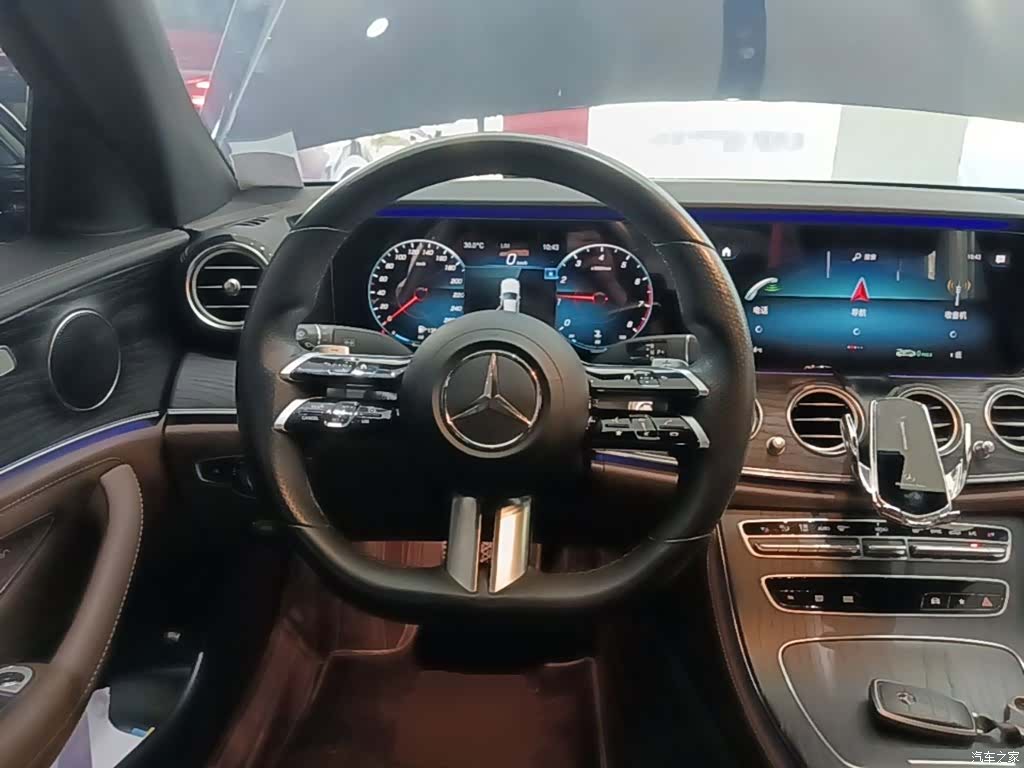 Mercedes-Benz E-Class, 2021 11