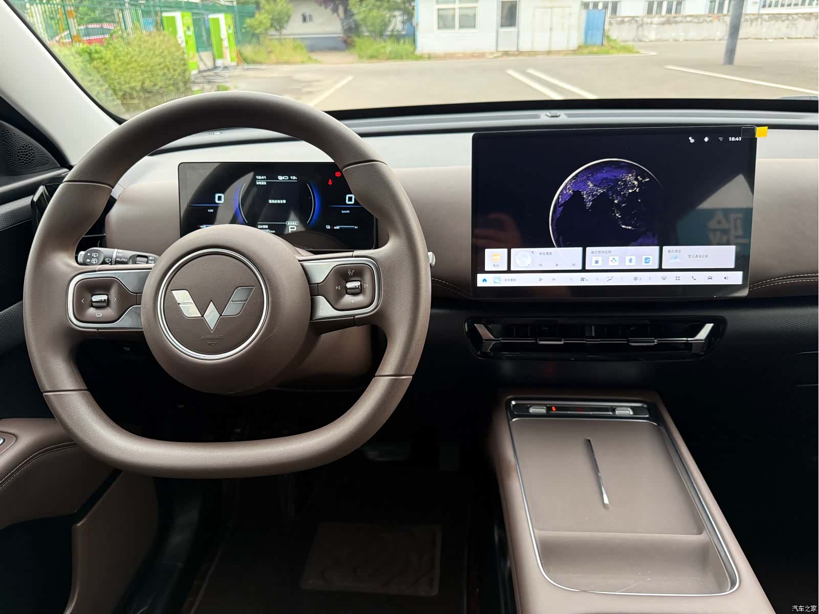 Wuling 560, 2025 17