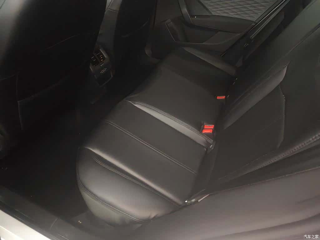 Volkswagen Tharu, 2020 13