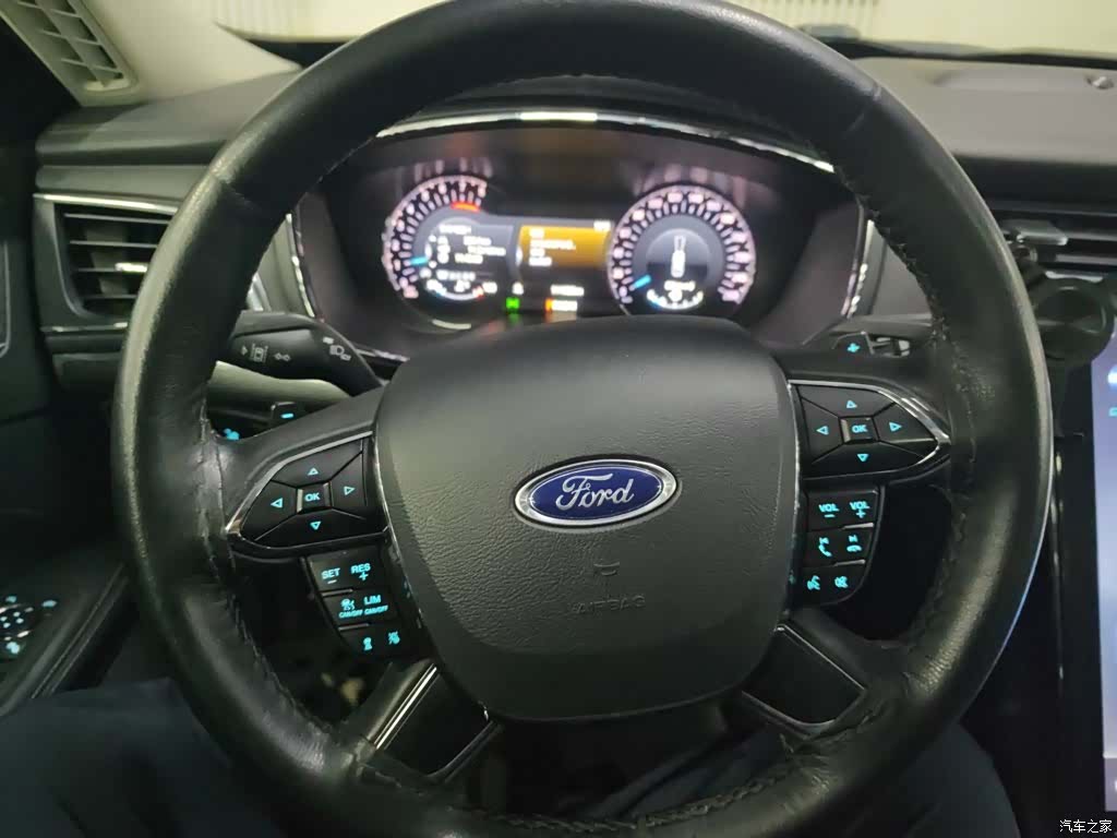 Ford Taurus, 2021 3