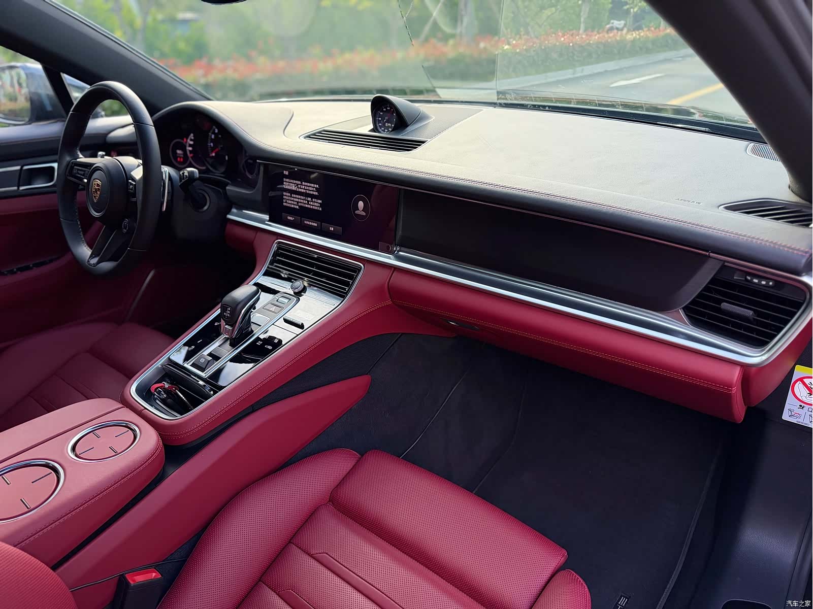 Porsche Panamera, 2023 14