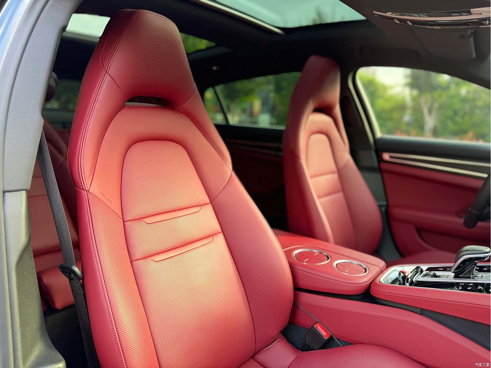 Porsche Panamera, 2023 16