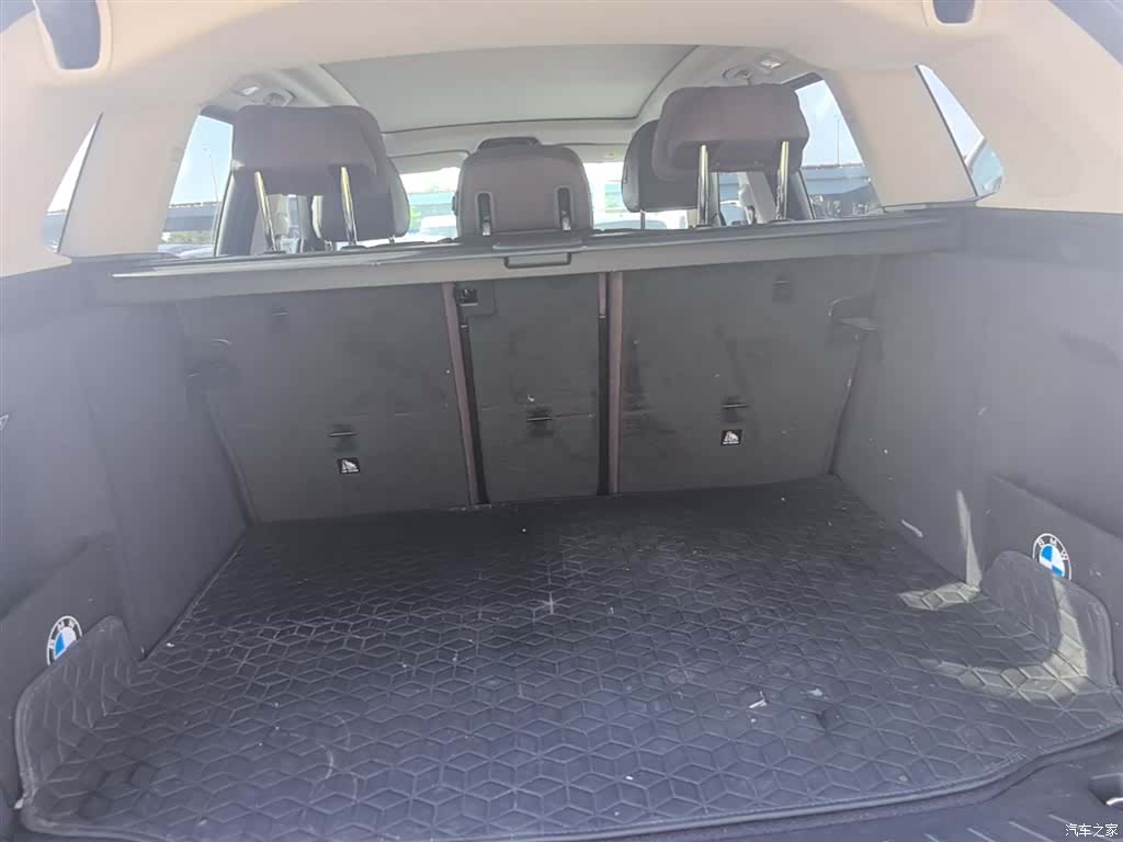 BMW iX3, 2024 19