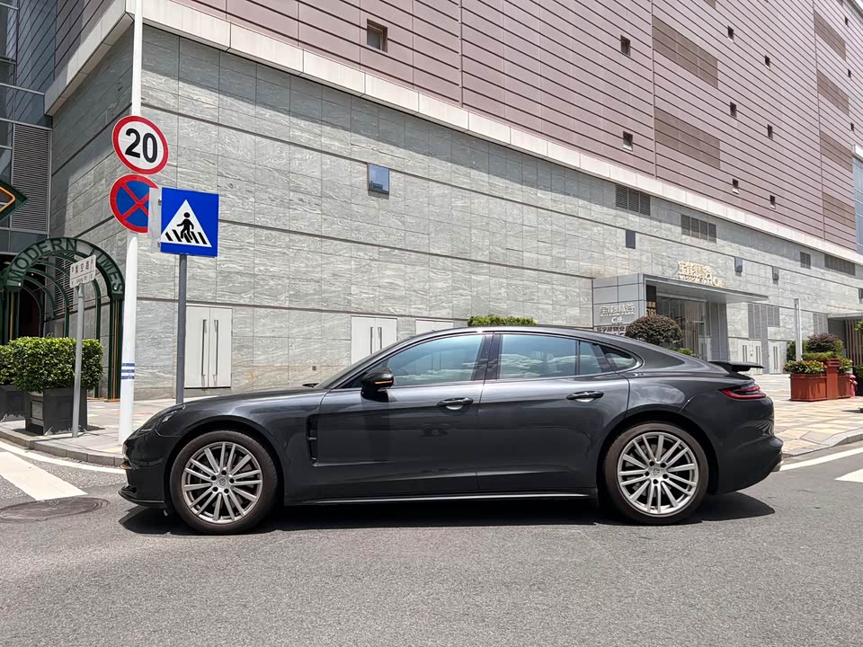 Porsche Panamera Porsche Panamera