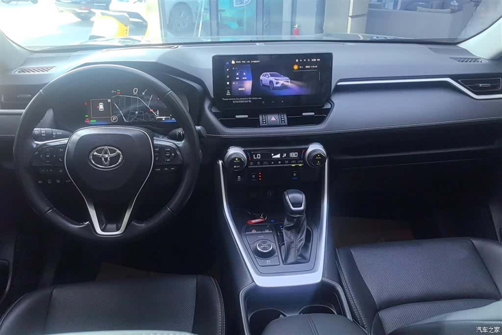 Toyota Wildlander, 2023 12