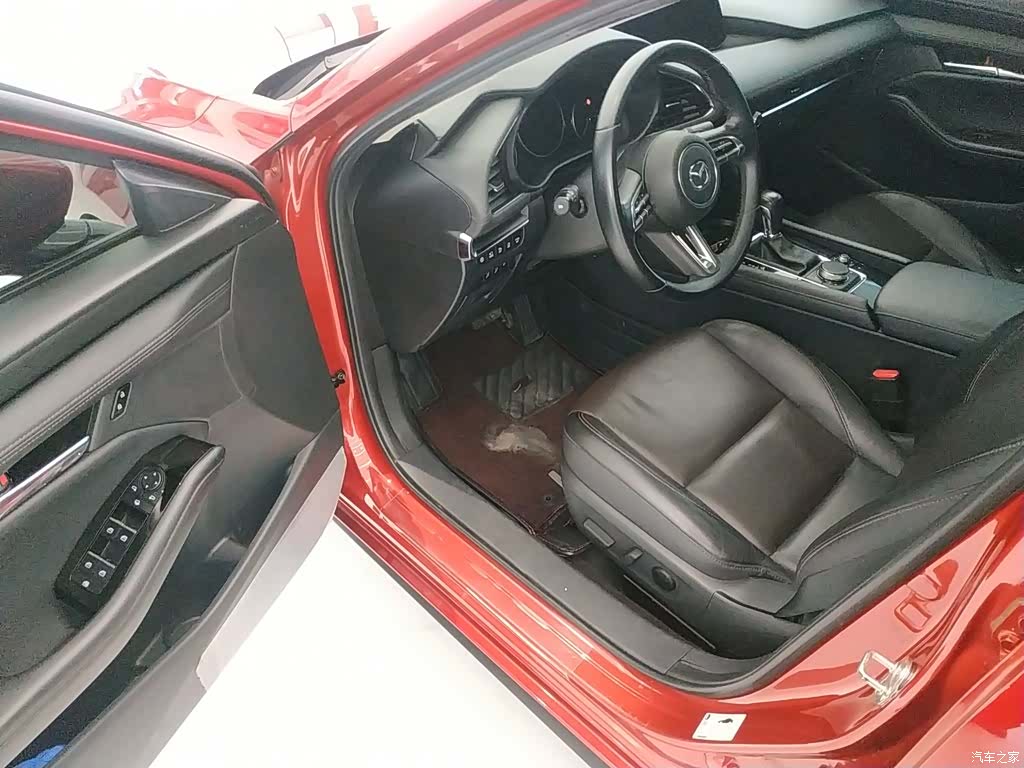 Mazda Mazda3, 2021 16