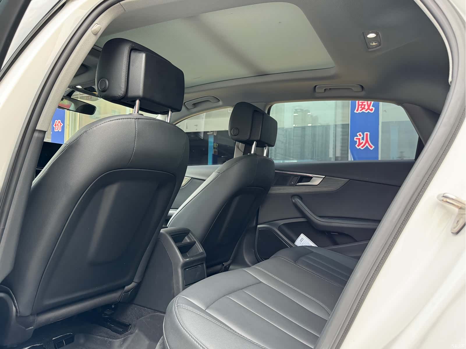Audi A4L, 2023 11