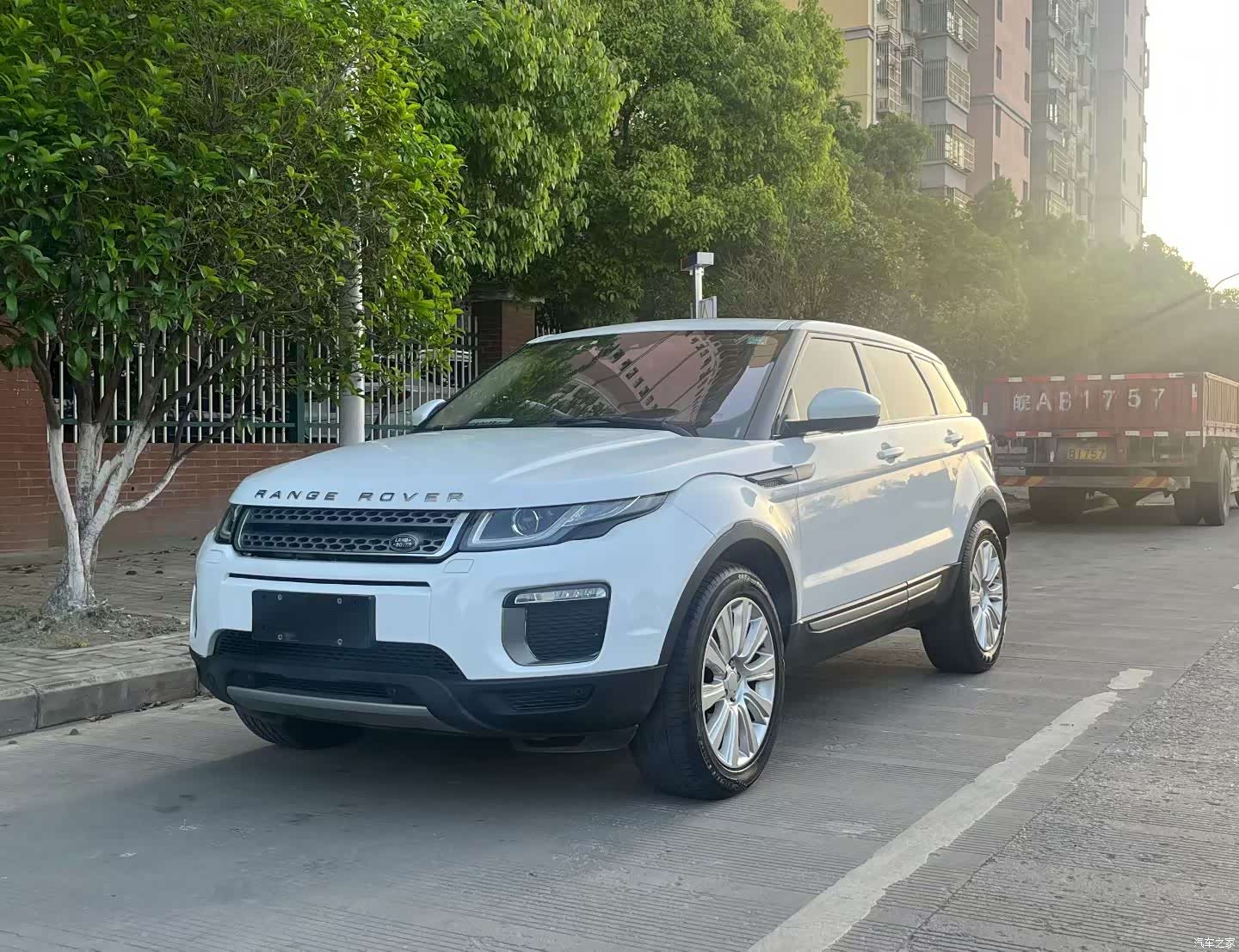Land Rover Range Rover, 2016 1