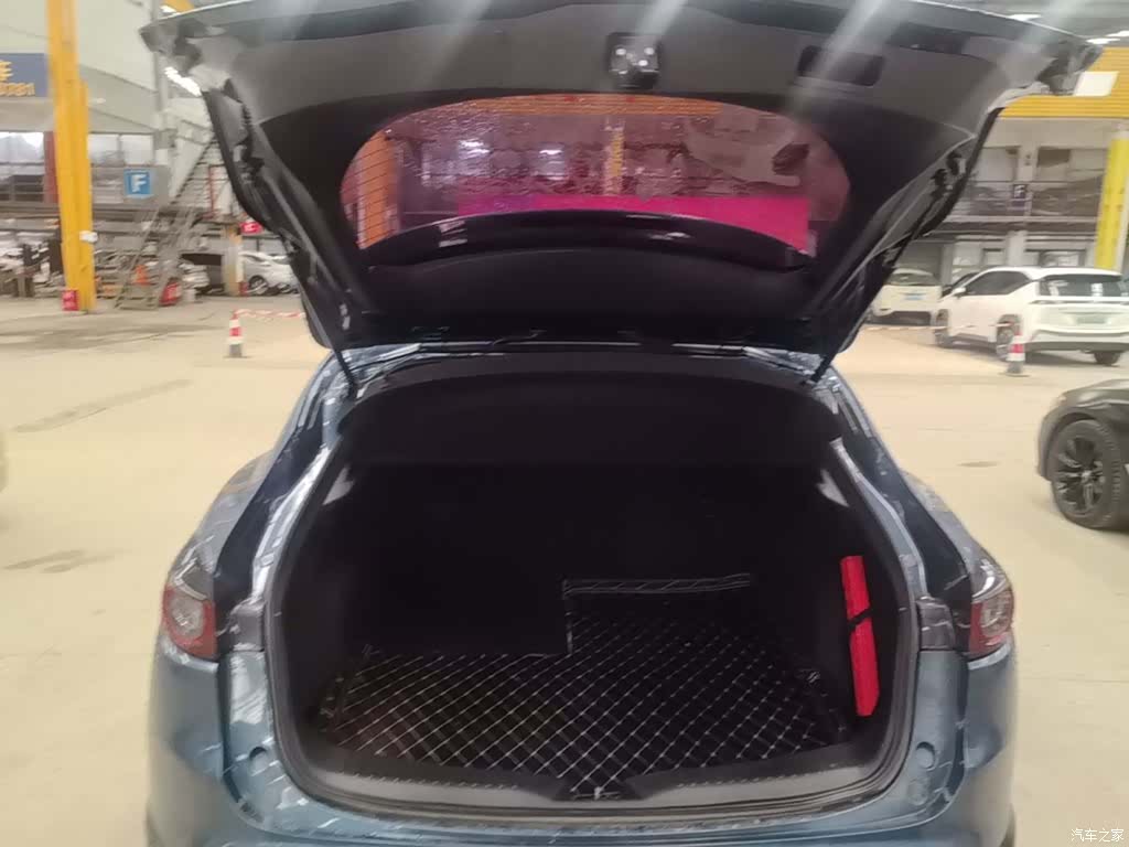 Mazda CX-4, 2021 9
