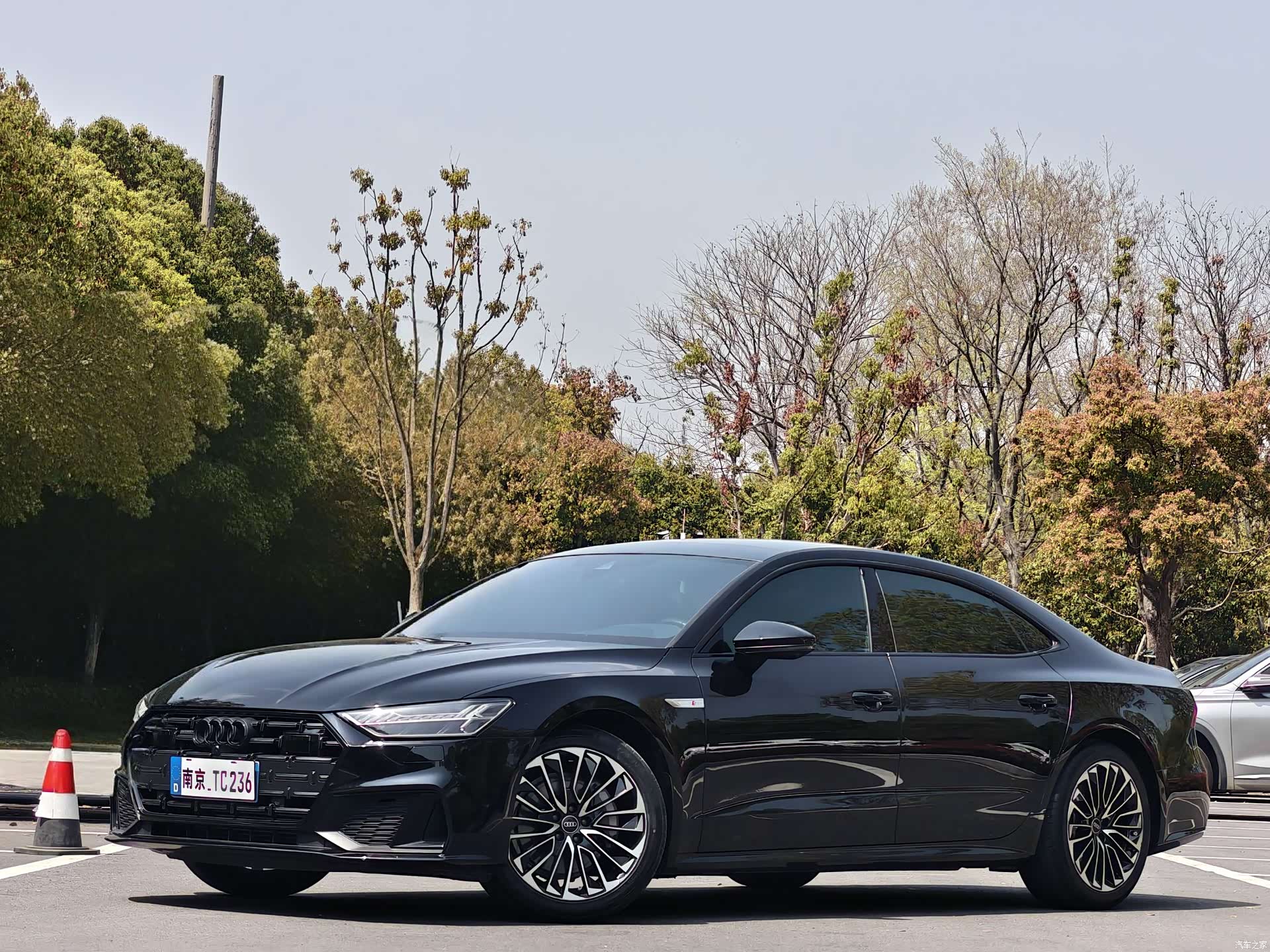 Audi A7L, 2022 1
