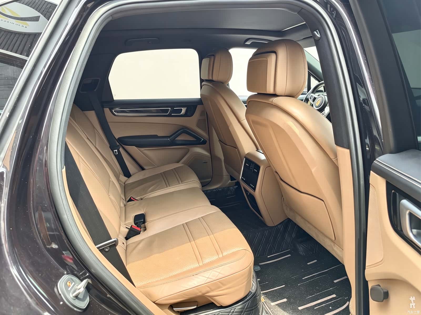 Porsche Cayenne, 2018 12