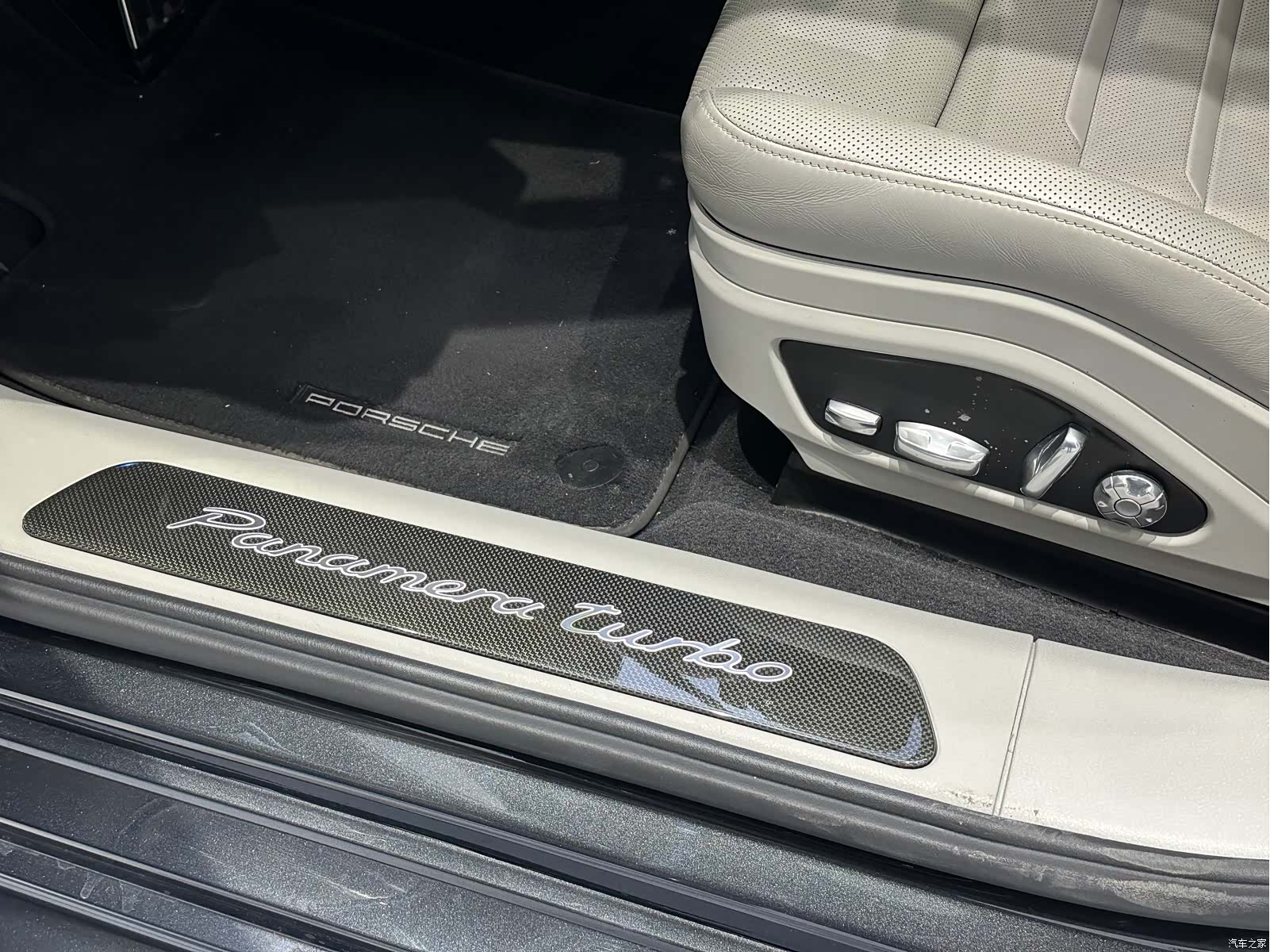 Porsche Panamera, 2020 9