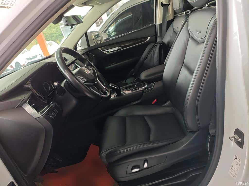 Cadillac XT5, 2019 11
