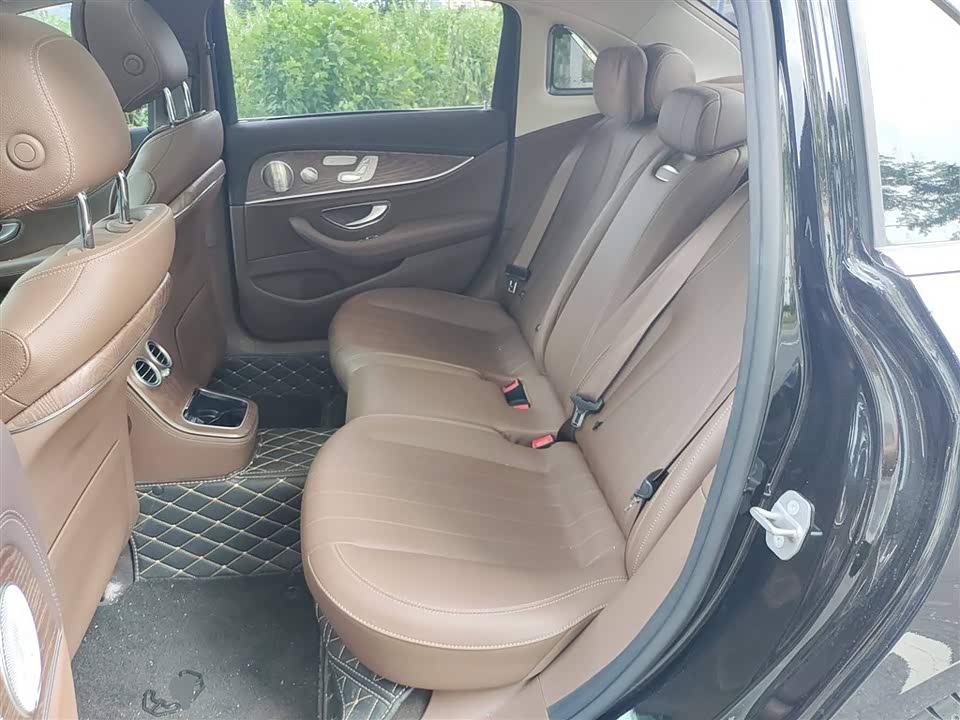 Mercedes-Benz E-class Mercedes-Benz E-class