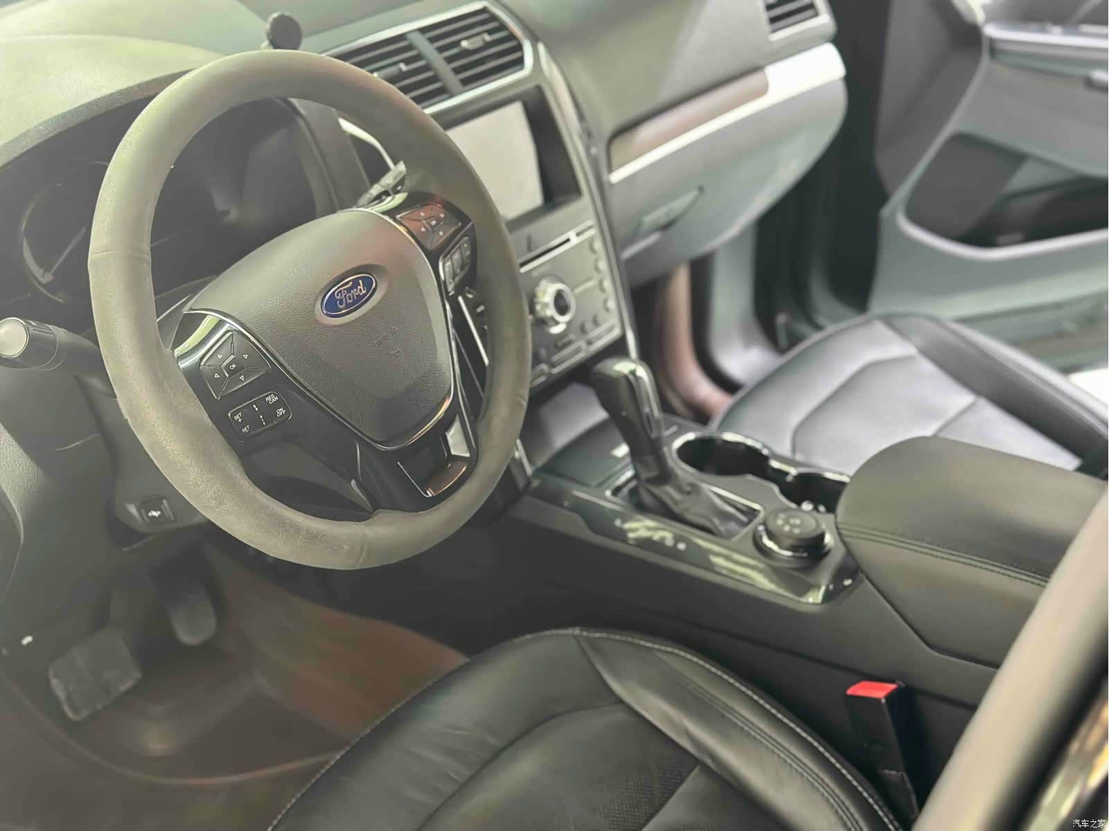 Ford Explorer, 2017 7