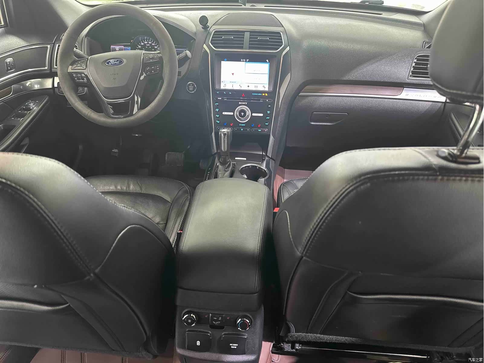 Ford Explorer, 2017 11