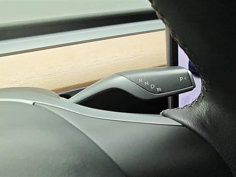 Tesla Model Y Tesla Model Y