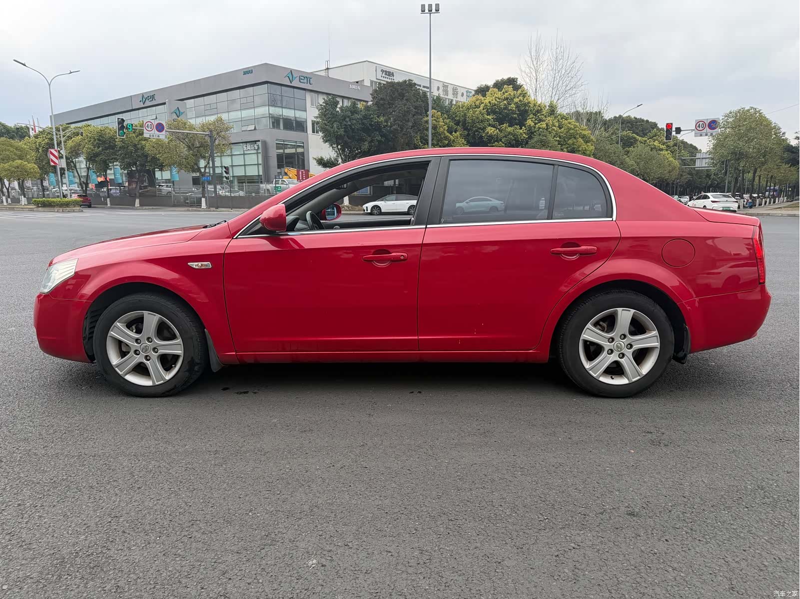 Bestune B70, 2008 4
