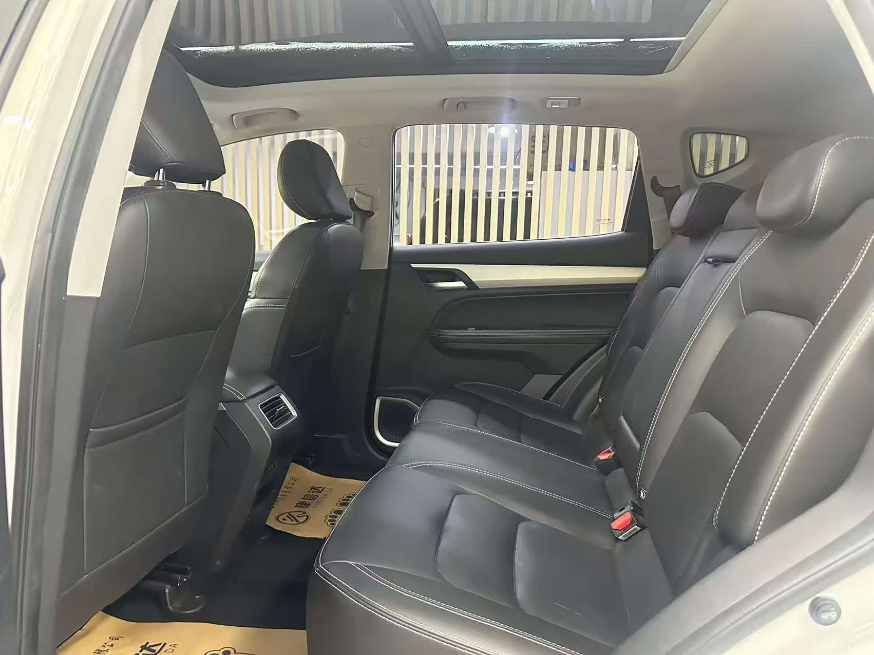 Geely X6, 2020 6