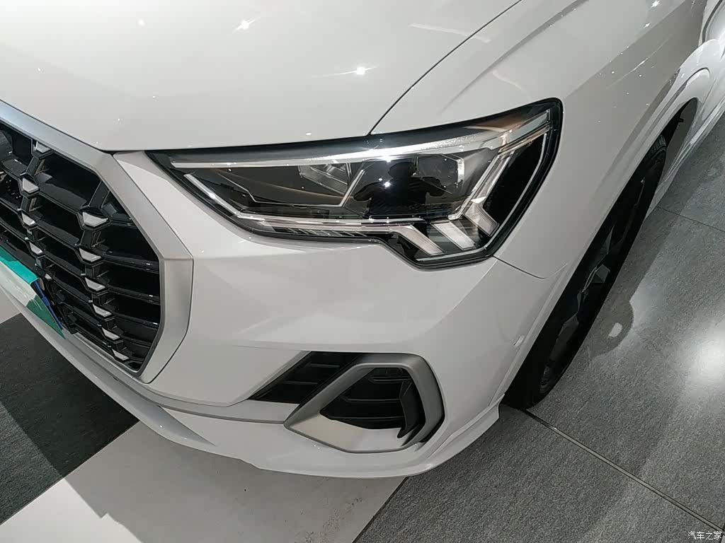 Audi Q3, 2022 17