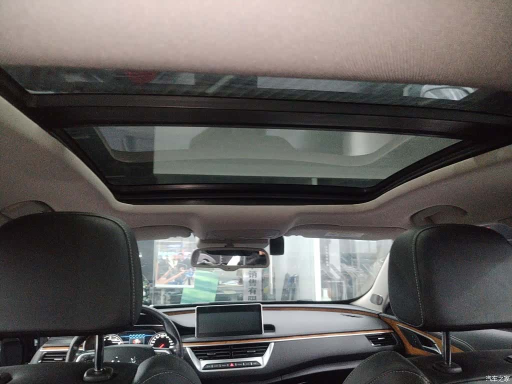 Hongqi H5, 2018 18