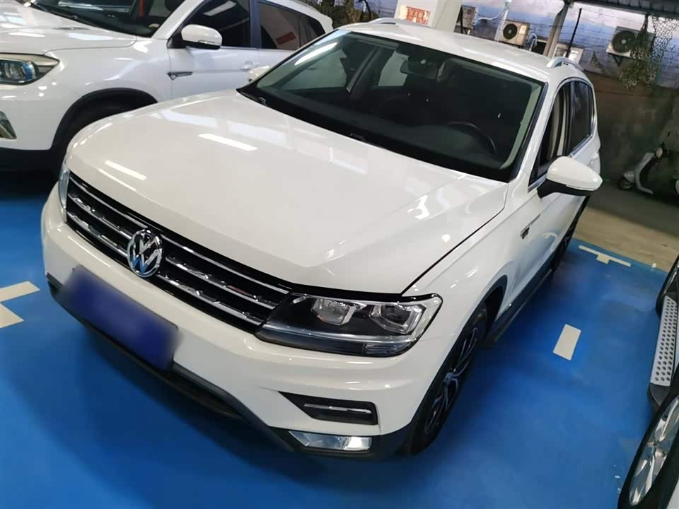 Volkswagen Tiguan L