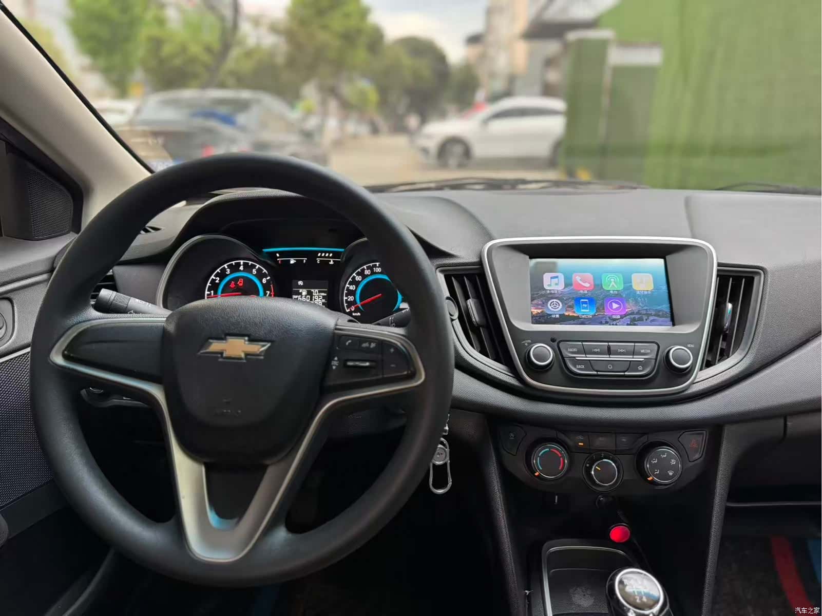 Chevrolet 320, 2018 8