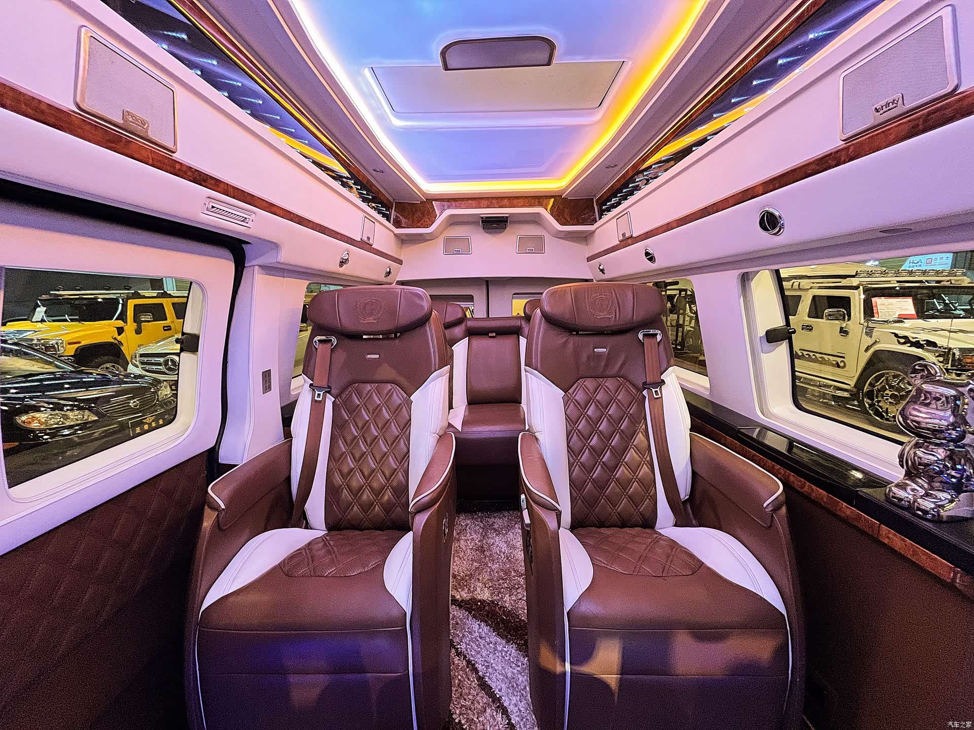 GMC SAVANA, 2016 32