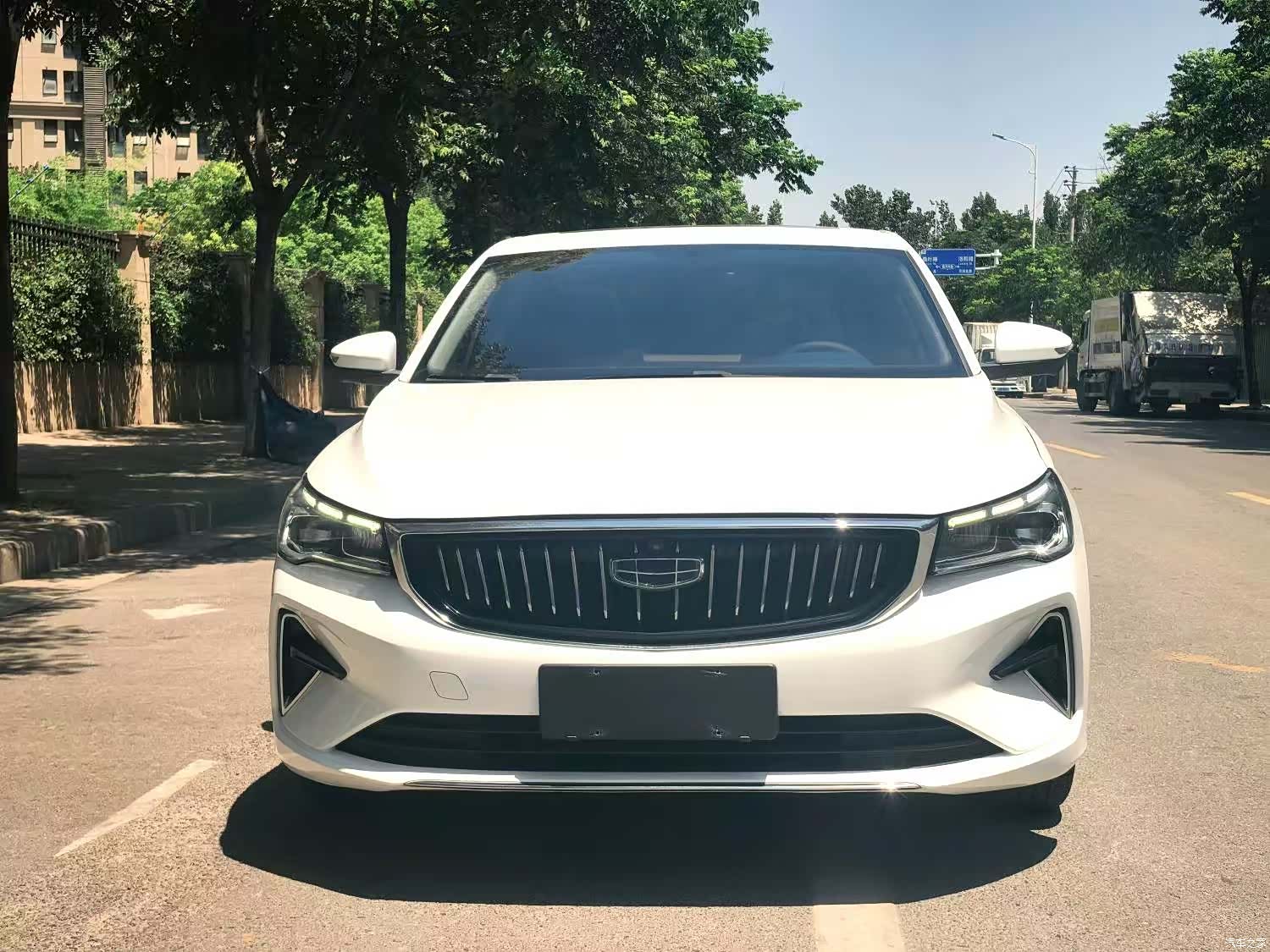 Geely Emgrand, 2022 2