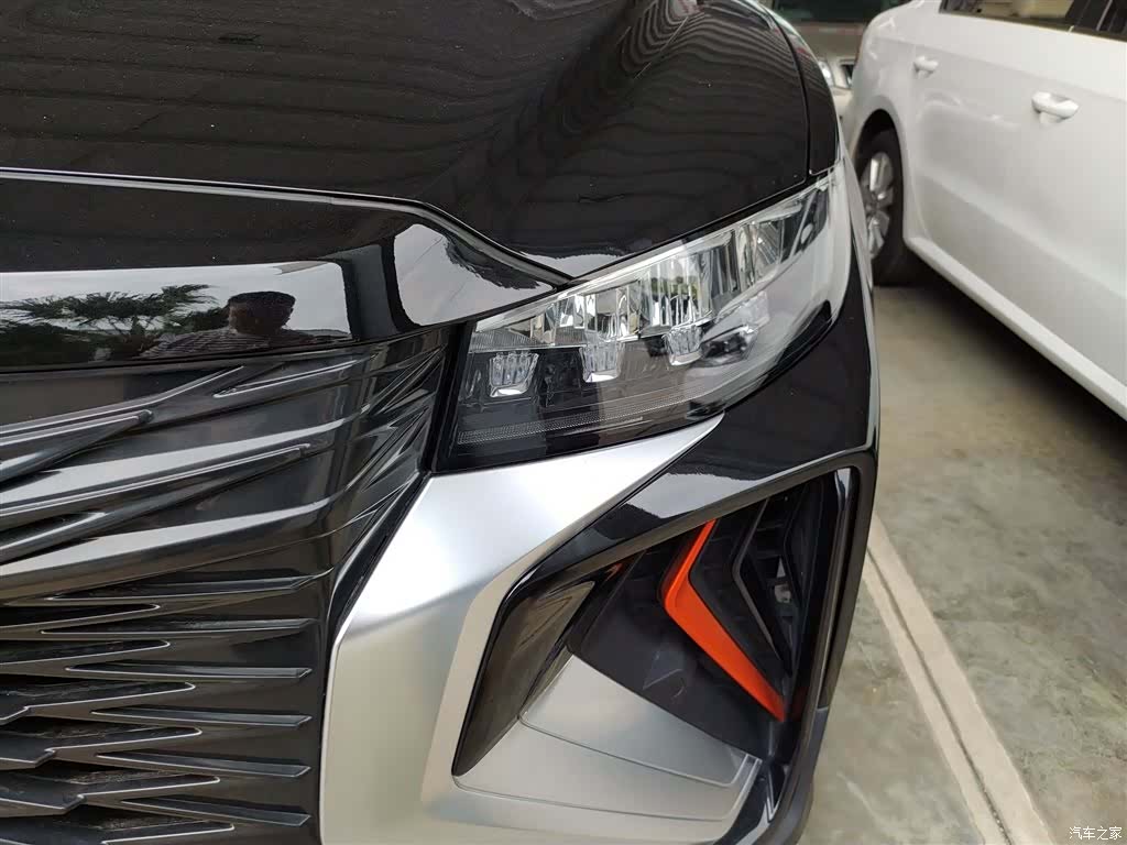 Geely Boyue, 2022 24