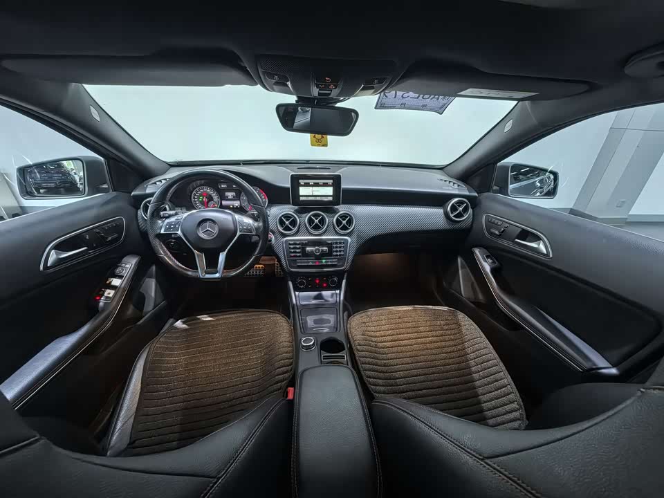 Mercedes-Benz Class A Mercedes-Benz Class A