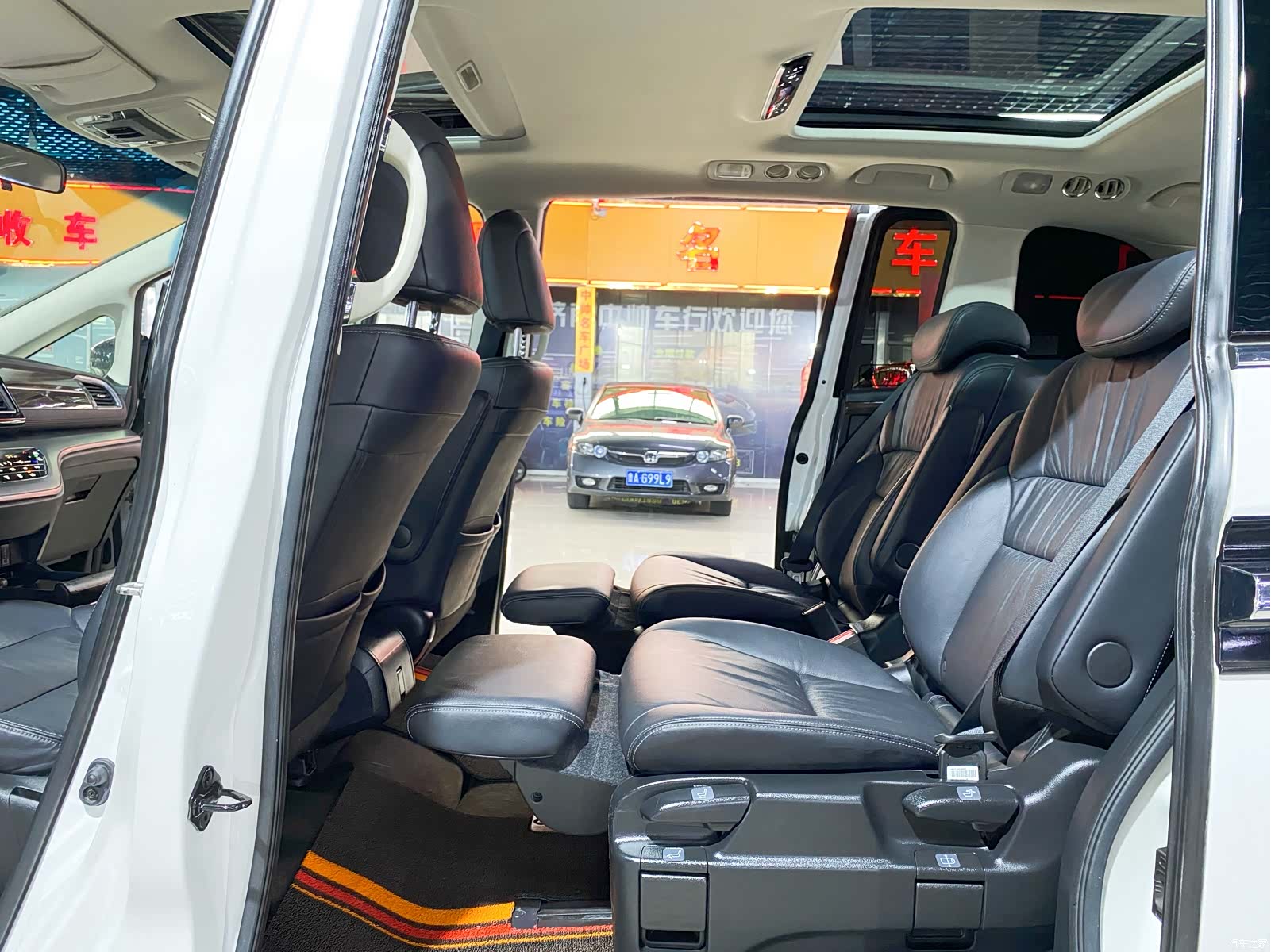 Honda Elysion, 2019 9