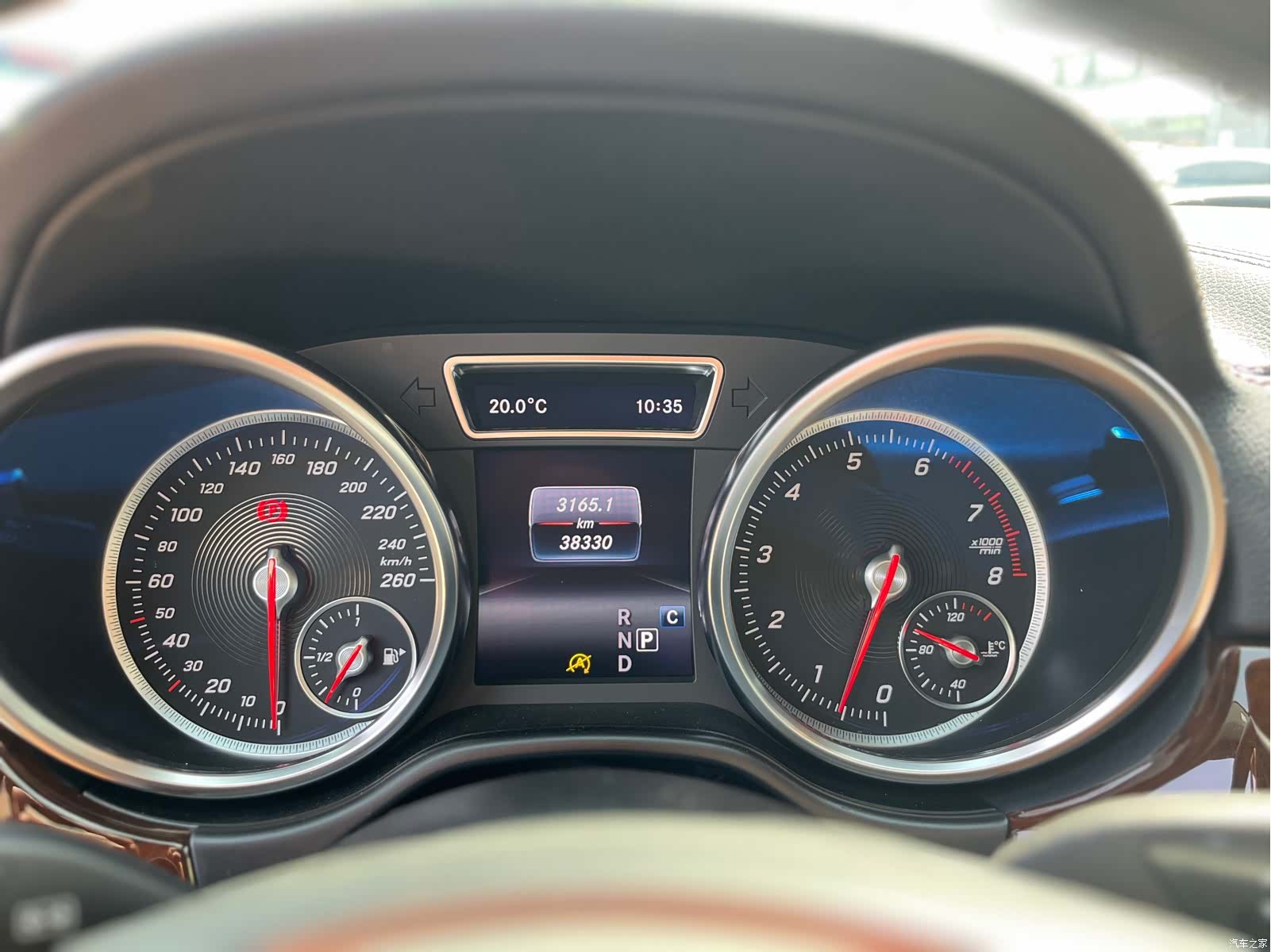 Mercedes-Benz GLS, 2018 11