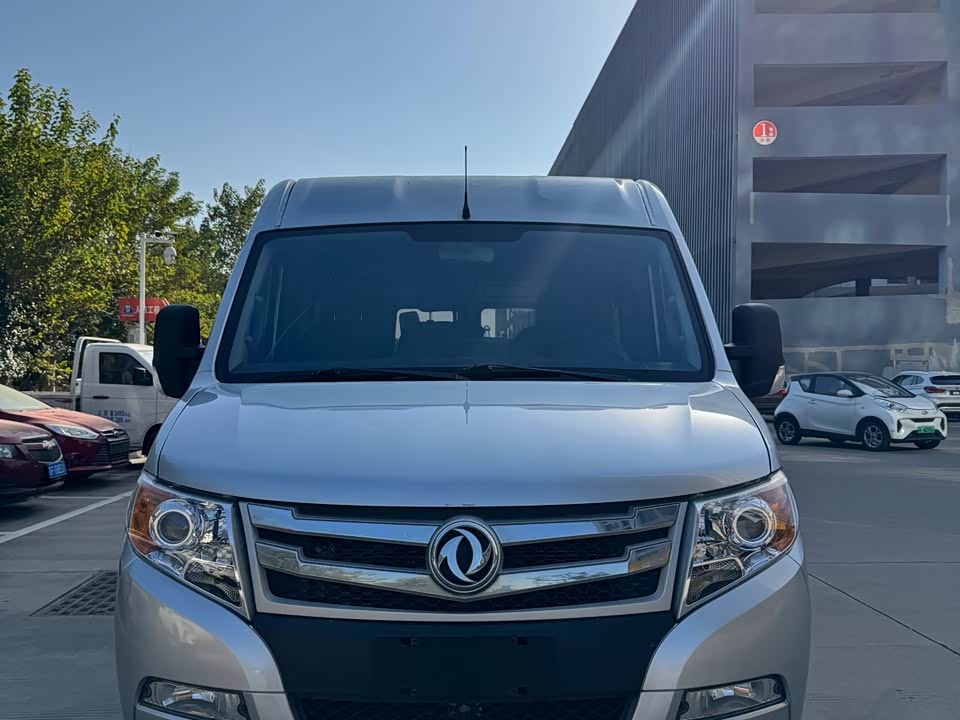 Dongfeng Yufeng Yufeng