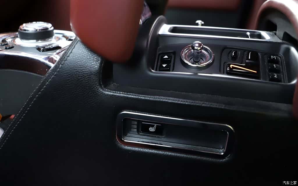 Rolls-Royce Phantom, 2012 19