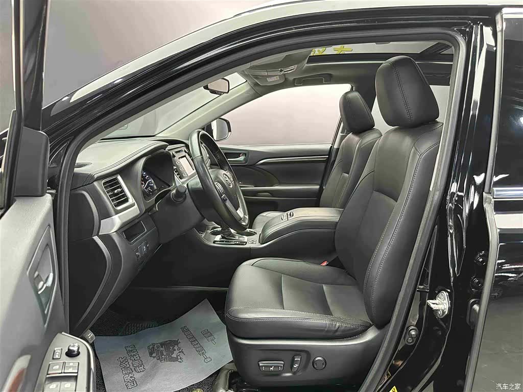 Toyota Highlander, 2018 все фото