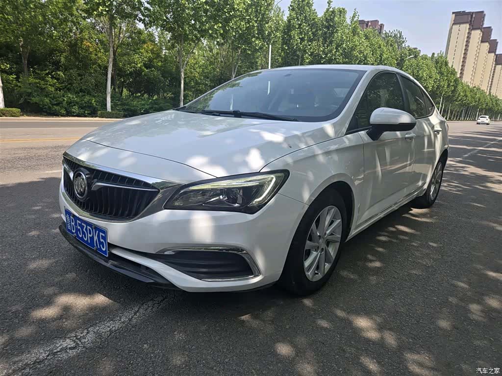 Buick Verano, 2018 1