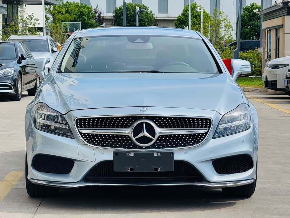 Mercedes-Benz CLS Mercedes-Benz CLS