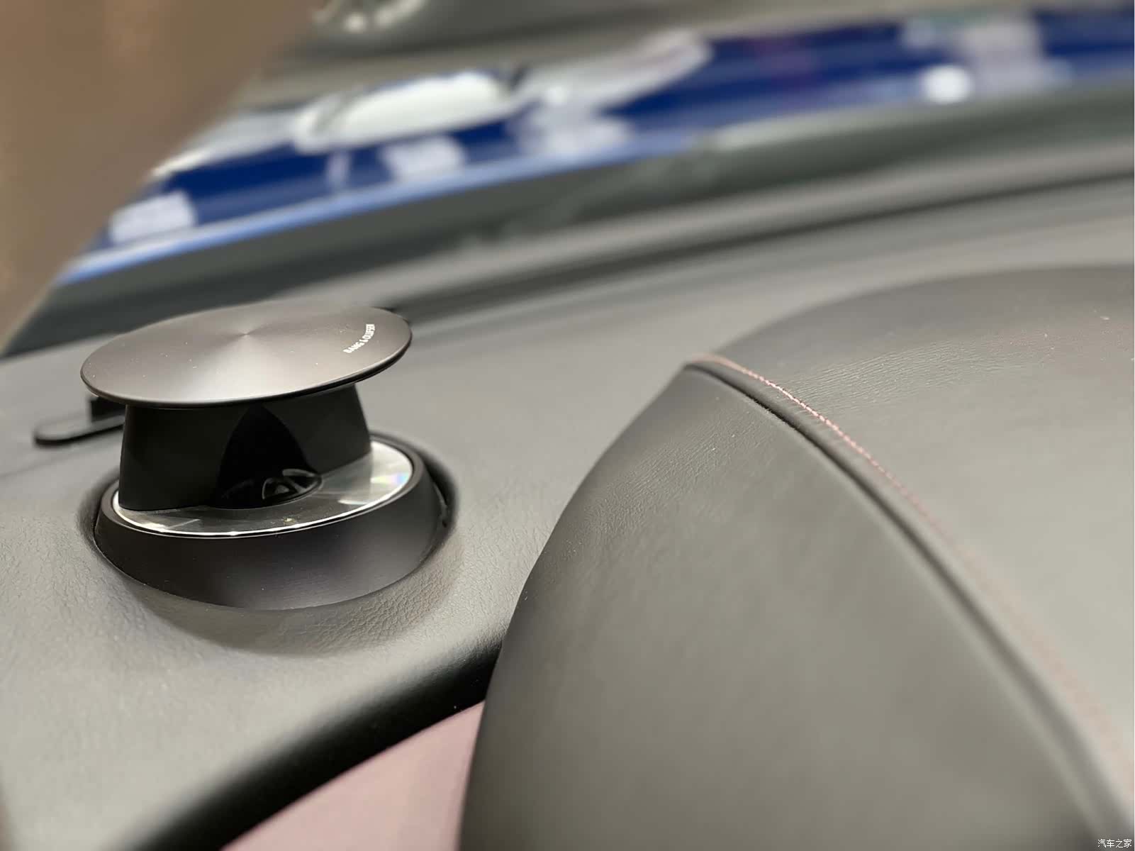Aston Martin Rapide, 2018 8