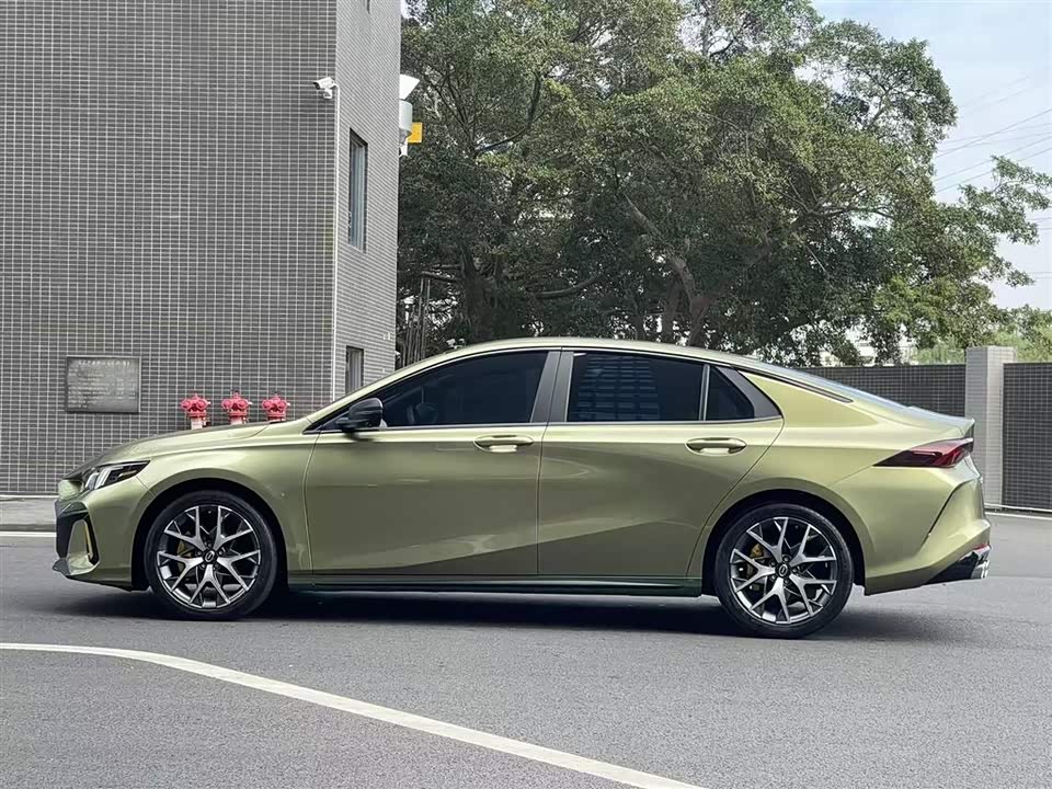 Trumpchi Shadow Leopard