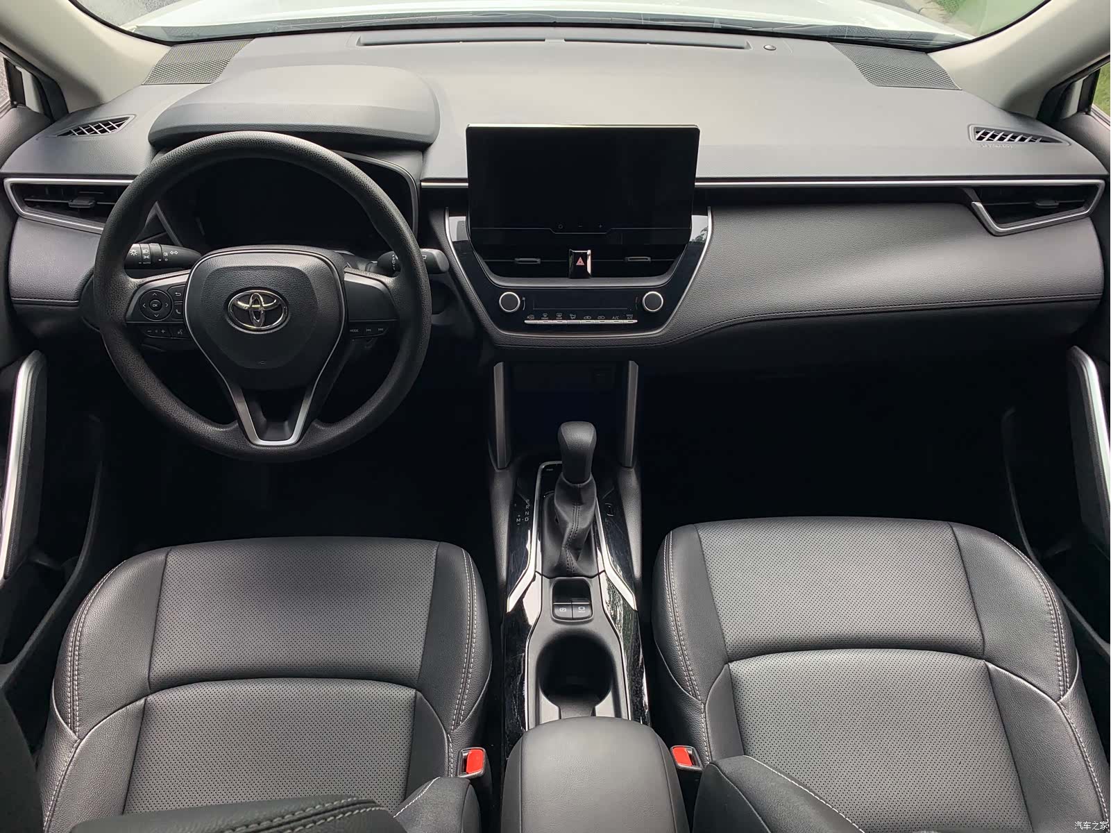 Toyota Frontlander, 2025 12