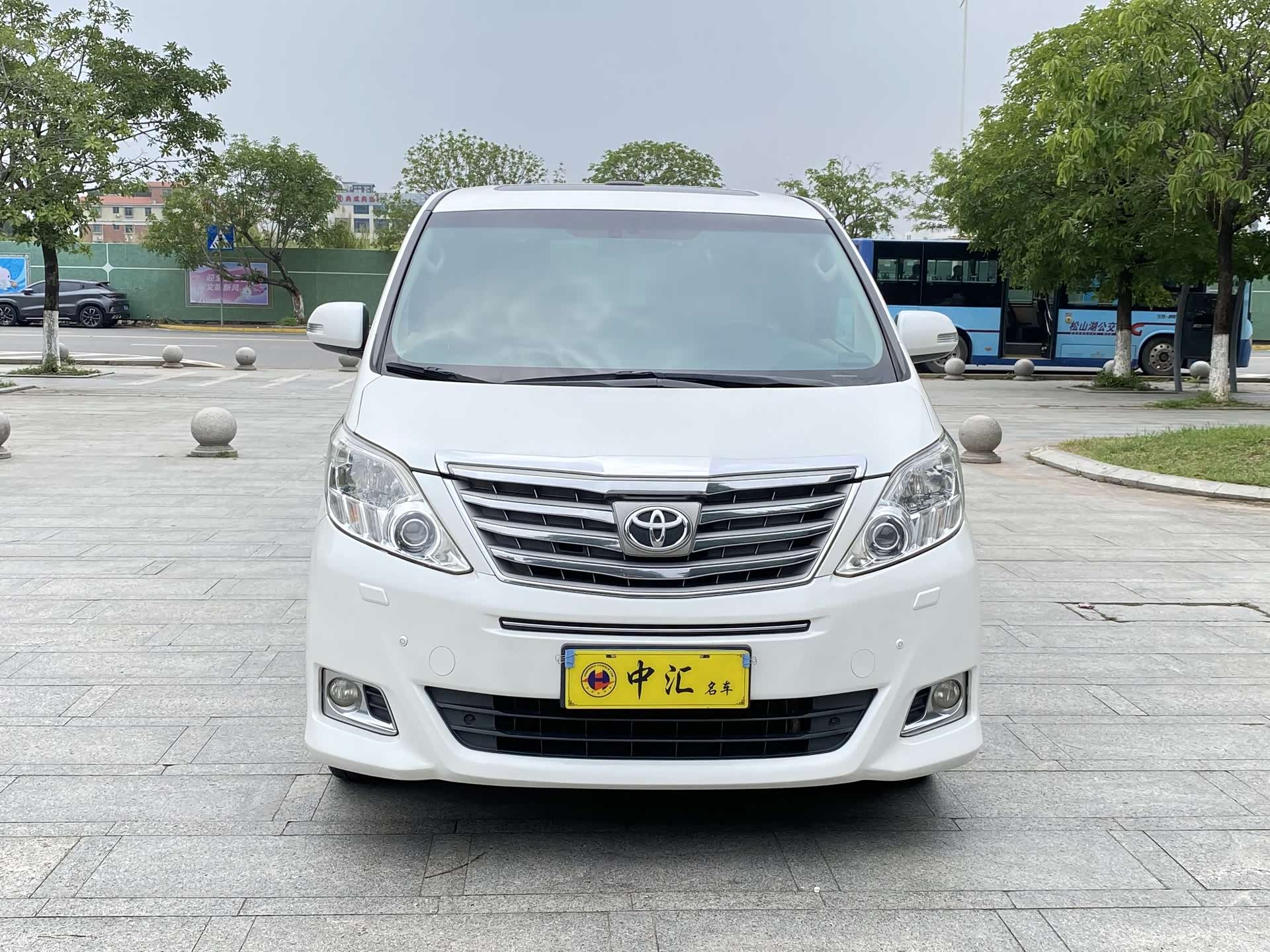 Toyota Alphard, 2012 2